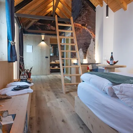 Teverone & Wellness Gæstehus 4*