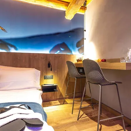 Pensión Teverone & Wellness