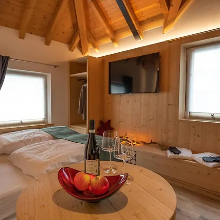 Teverone & Wellness Guest house Lamosano